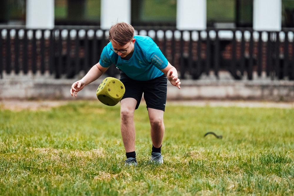 KURZ HER aneb KDO SI HRAJE, NEZLOBÍ!